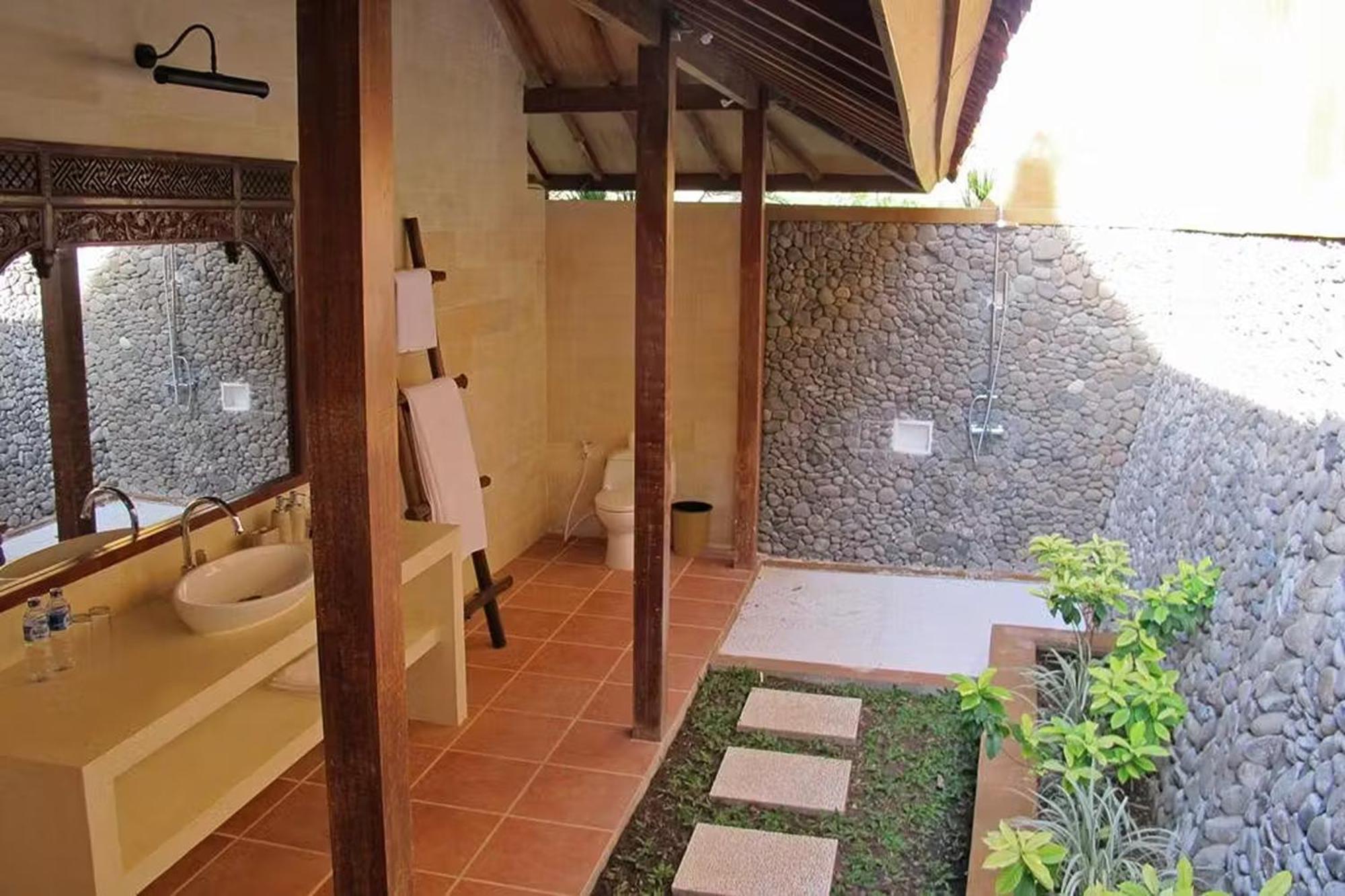 Hotel Bangsring Breeze Banyuwangi  Exterior foto